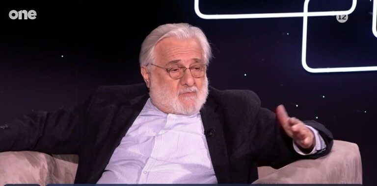Γιάννης Σμαραγδής: «Ο Κολοκοτρώνης ήταν κλέφτης, μισθοφόρος και με τα σημερινά δεδομένα μπράβος»