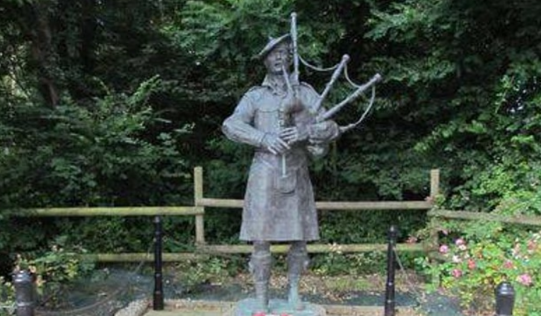 Θρασύτατη κλοπή στη Γαλλία: Έκλεψαν άγαλμα αφιερωμένο στους πεσόντες της Απόβασης της Νορμανδίας
