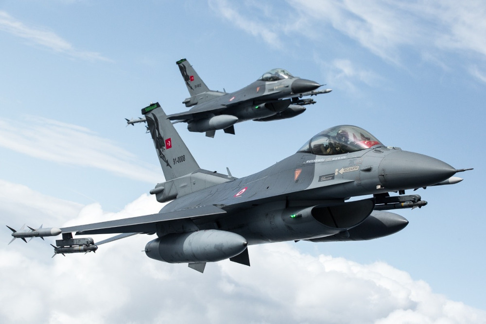 Συναγερμός στο Αιγαίο: Τουρκικά F-16 με οπλισμό παραβίασαν τον ελληνικό εναέριο χώρο