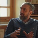 Σωτήρης Τσαφούλιας: «Σκηνοθέτησε τον θάνατό του για να δει πόσοι θα στεναχωρηθούν» λέει η αδερφή του