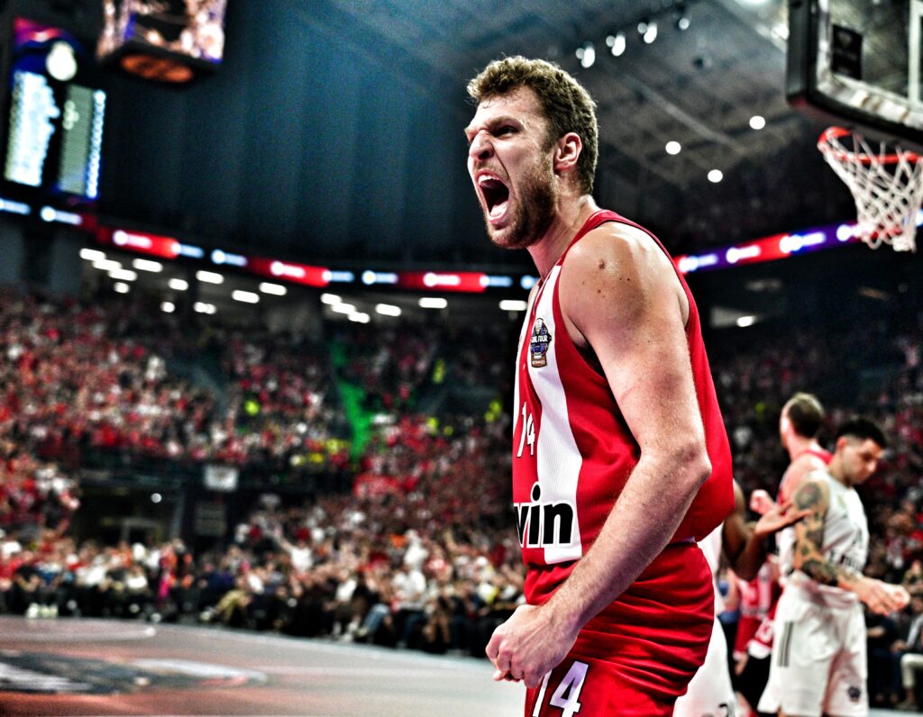 Euroleague: Ηταν δίκαιο και έγινε πράξη – Πρωταθλητής Ευρώπης μέσα στο ΟΑΚΑ ο Ολυμπιακός