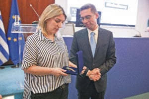 ΑΡΧΕΙΑ AROLSEN: Αντικείμενα «ζωντάνεψαν» τα θύματα των ναζί – Συγκλονίζουν μιλώντας στον ΕΤ οι συγγενείς κρατουμένων σε στρατόπεδα των ναζί
