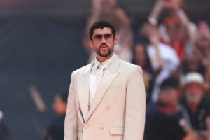 Bad Bunny: O πρώτος Λατινοαμερικανός καλλιτέχνης που ξεπέρασε το 1 δισ. δολάρια σε έσοδα από περιοδείες