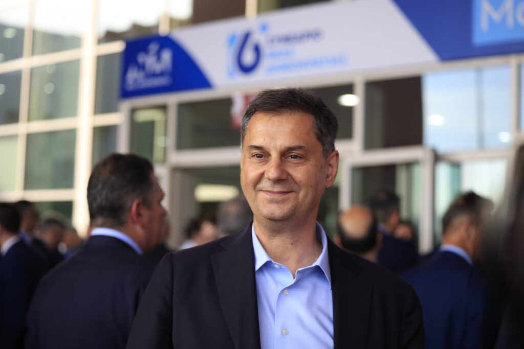 Επιστροφή μέσω Τουρκίας για τον Χάρη Θεοχάρη και την ελληνική αποστολή από το Ιράκ μετά το κλείσιμο