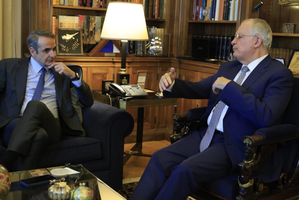 Μητσοτάκης σε Τασούλα: «Μήνυμα ασφάλειας στους συνεπείς δανειολήπτες» για τον νόμο Κατσέλη – Αιχμές