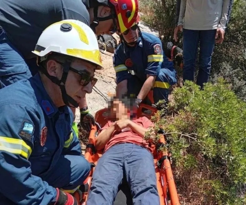 Αρκαδία: Επιχείρηση διάσωσης Γερμανίδας αναρριχήτριας – Εντοπίστηκε μέσω 112 [Εικόνες]