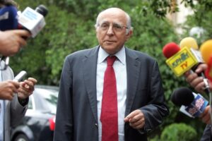 Ο πολιτικός κόσμος αποχαιρετά τον Γιώργο Σουφλιά - «Υπηρέτησε την πατρίδα με ήθος και αποτελεσματικότητα»
