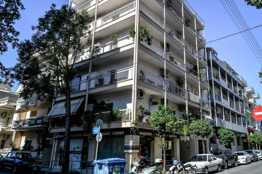 Γυναικοκτονία στην Καλαμάτα: Σοκάρουν οι αποκαλύψεις του 41χρονου για το φονικό – «Της άρπαξα το μαχαίρι και τη σκότωσα»