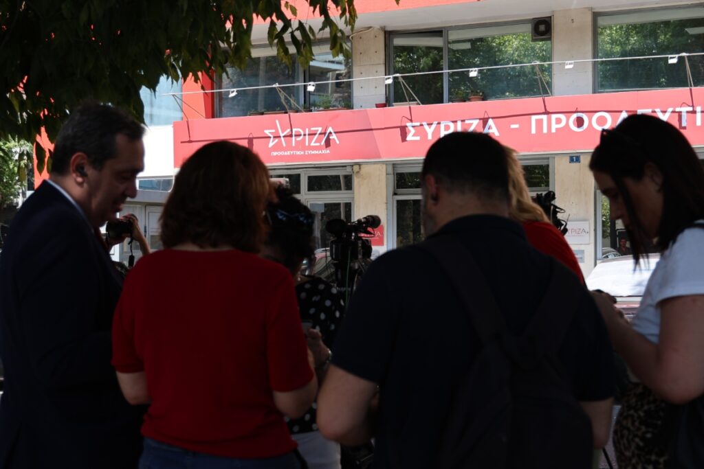 ΣΥΡΙΖΑ: Σε τεταμένο κλίμα η συνεδρίαση της Πολιτικής Γραμματείας – Πολάκης: «Eπειγόντως αλλαγή