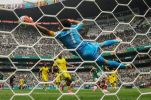 VAR: Γιατί στο Μουντιάλ φαίνεται «αόρατο» σε σχέση με την Premier League – Τι αποκαλύπτουν τα στοιχεία