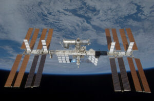 Λήξη συναγερμού στον ISS: Αντιμετωπίστηκαν οι διαρροές, το πλήρωμα επέστρεψε στα καθήκοντά του