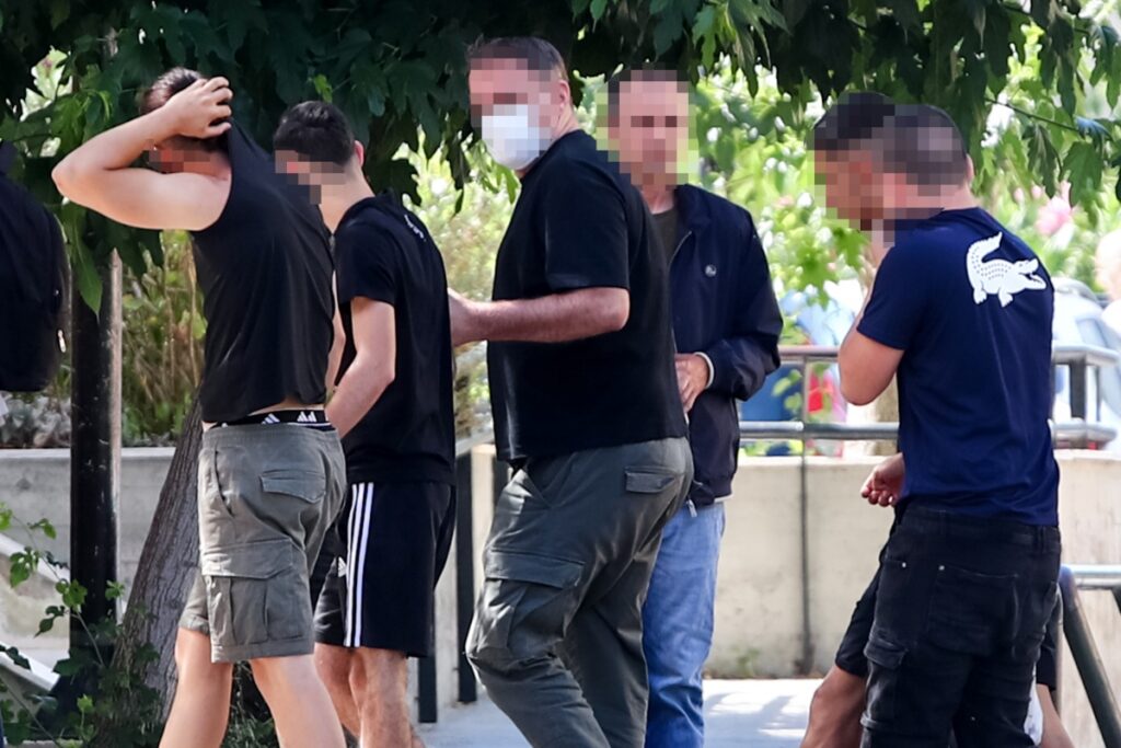 Δολοφονία 15χρονου στην Καλλιθέα: Στον ανακριτή σήμερα (29/6) οι επτά συλληφθέντες – Τι ισχυρί