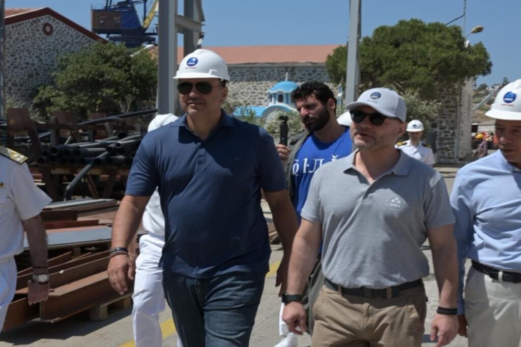Κικίλιας από τη Σύρο: Ασφάλεια στις θαλάσσιες μεταφορές και ενίσχυση της αναπτυξιακής προοπτικής του