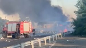 Λαμία: Φορτηγό τυλίχθηκε στις φλόγες στην εθνική οδό Βελεστίνου – Διακοπή κυκλοφορίας