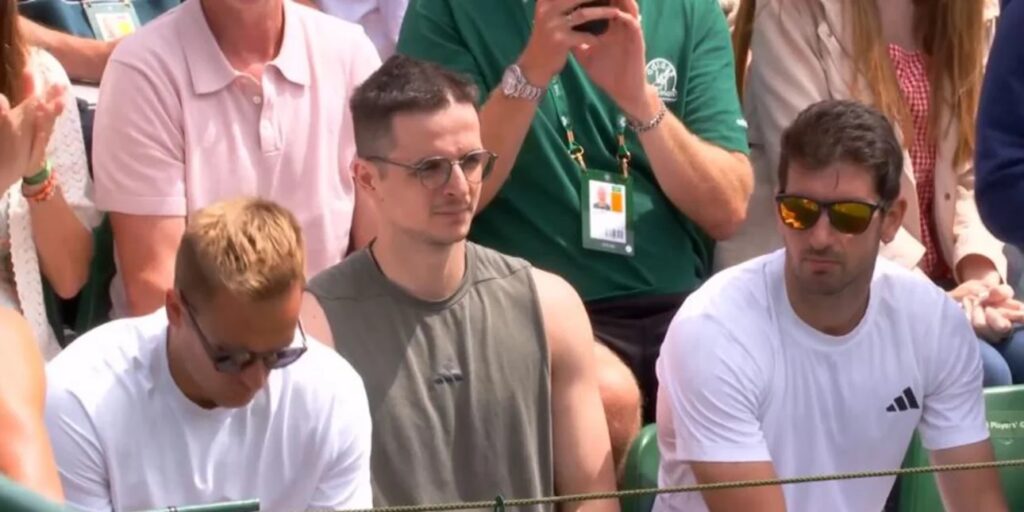 Wimbledon: Ο Κωνσταντίνος Μητσοτάκης στις εξέδρες για τη Μαρία Σάκκαρη