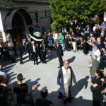 Θρήνος στην κηδεία του Μάριου Οικονόμου [Εικόνες]