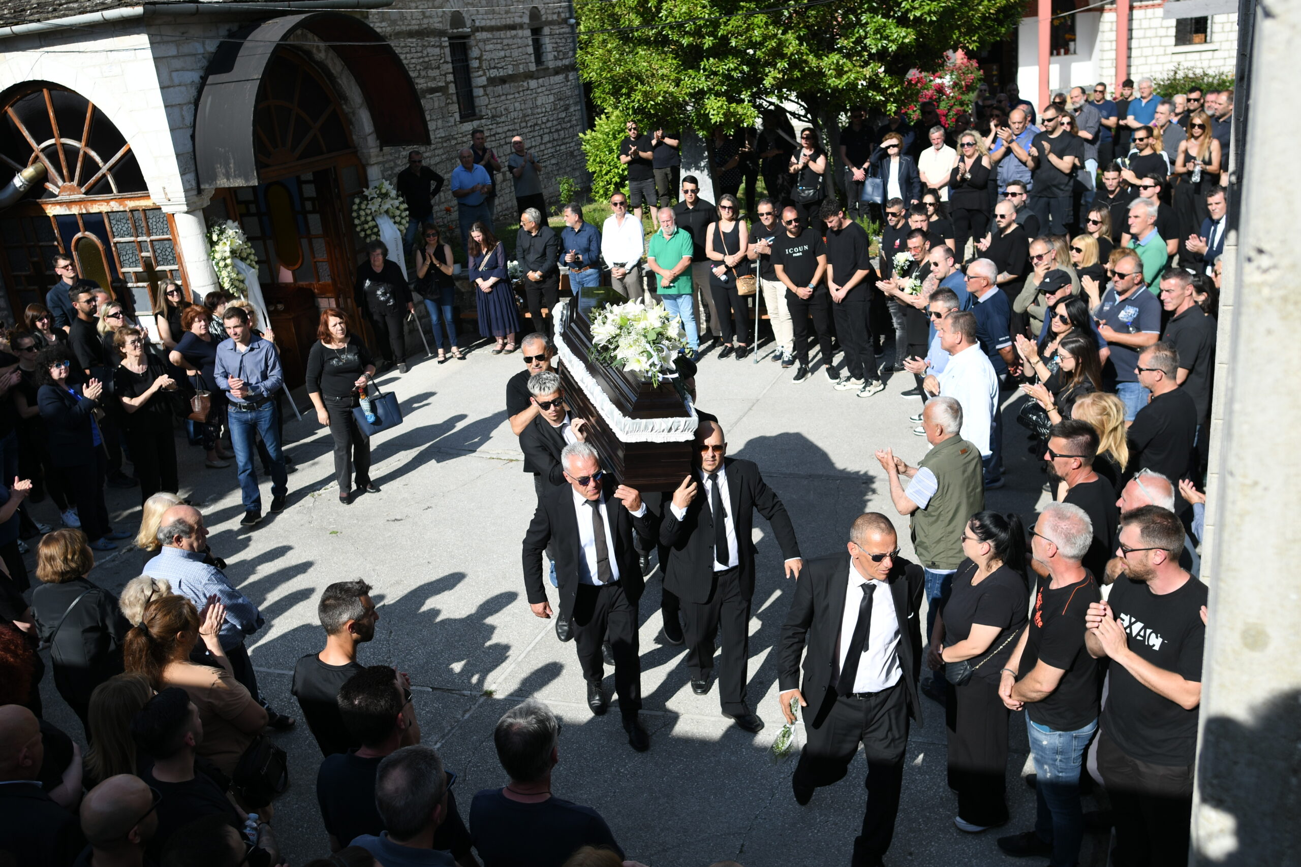 Εσωτερική εικόνα άρθρου