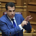 Βουλή: Ψηφίστηκε κατά πλειοψηφία το νομοσχέδιο για την Μετανάστευση και το Άσυλο