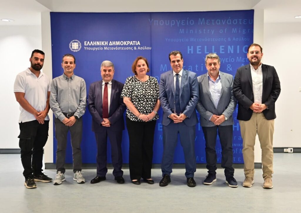 Θάνος Πλεύρης: Έγκριση χρηματοδότησης 1,33 εκατ. ευρώ για ηλεκτροκίνηση στη Δημοτική Αστυνομία Αθηνώ