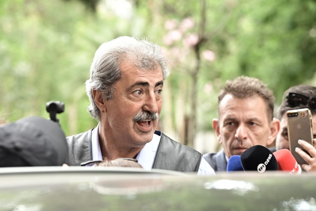 Πολάκης: Τα ιστορικά κόμματα δεν καταργούνται με ατομικές αποφάσεις – Ο ΣΥΡΙΖΑ θα συνεχίσει να