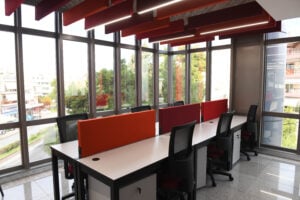 RED Center: Το business hub της Αθηναϊκής Ριβιέρας για γραφεία και εταιρικές εκδηλώσεις