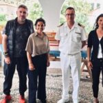 Σπέτσες: «Να γίνει το νησί πρότυπο θαλάσσιου τουρισμού» – Τα μηνύματα της συνάντησης Φραγκιά-Βάλλη [βίντεο]