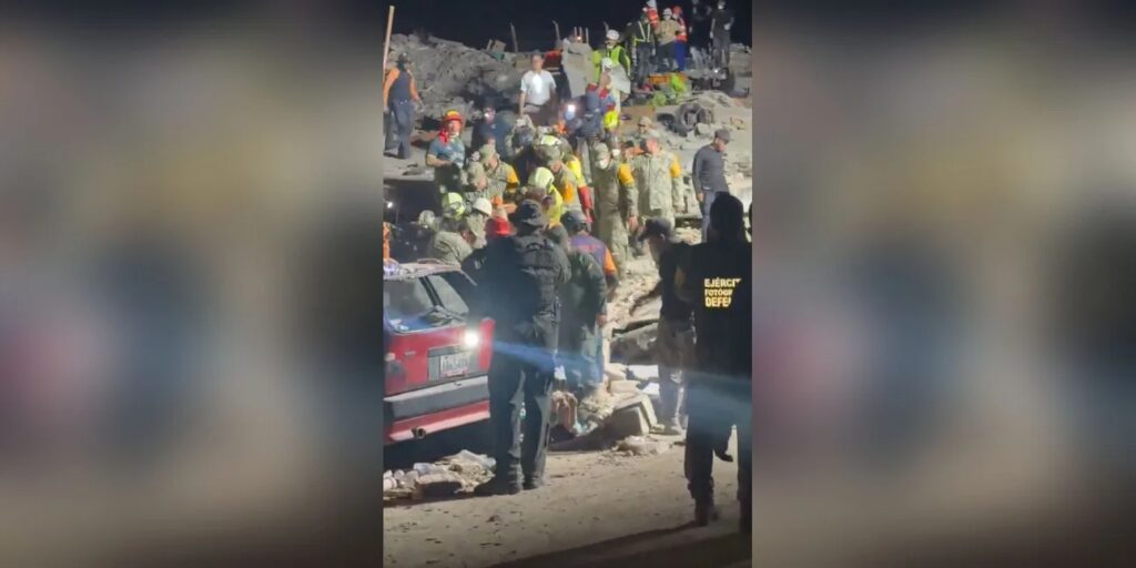 Βενεζουέλα: Η στιγμή που ένα 11χρονο αγόρι απεγκλωβίζεται ζωντανό από τα συντρίμμια [βίντεο]