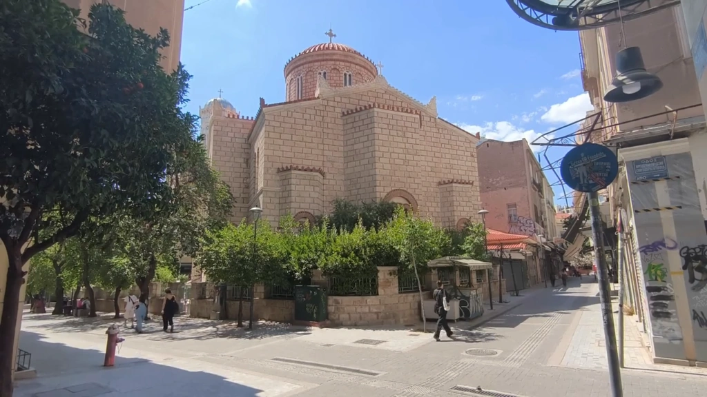 Γκάλοπ: Τι λένε οι πολίτες για τις μισθολογικές αυξήσεις στην Εκκλησία – «Ναι στις αυξήσεις, α
