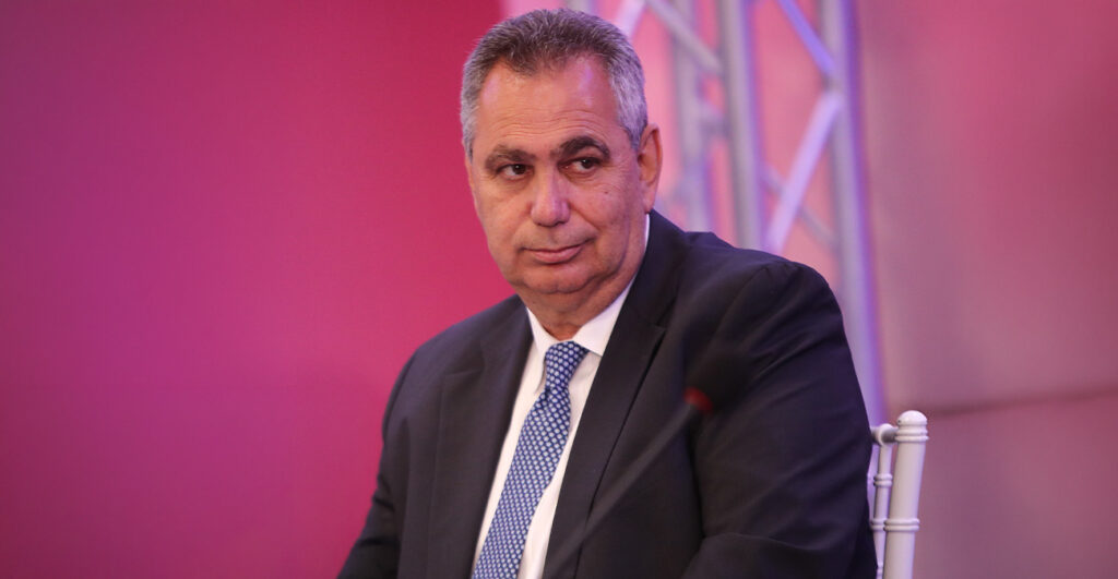 Η ανακοίνωση του ΣΚΑΪ για τον Βασίλη Χιώτη