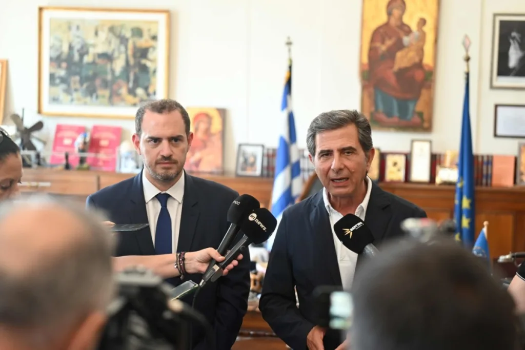 Κώτσηρας για ηλεκτρικά λεωφορεία στη Θεσσαλονίκη: «Οι δημόσιες συγκοινωνίες αλλάζουν προς όφελος των