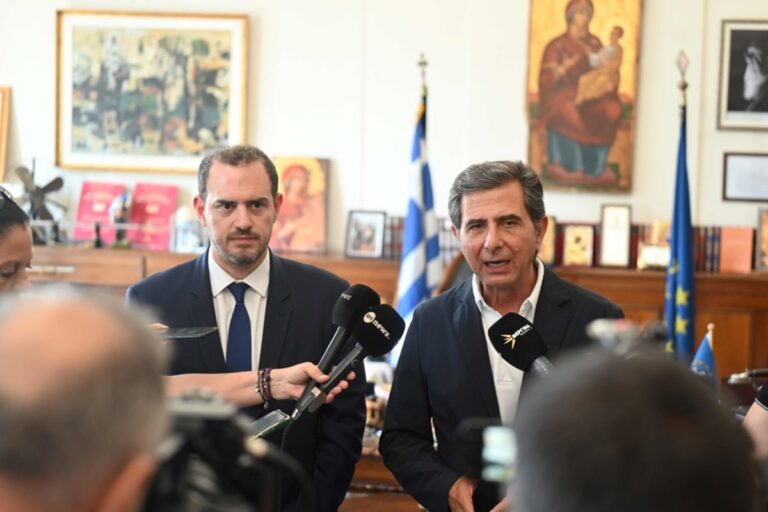 Κώτσηρας για ηλεκτρικά λεωφορεία στη Θεσσαλονίκη: «Οι δημόσιες συγκοινωνίες αλλάζουν προς όφελος των πολιτών»