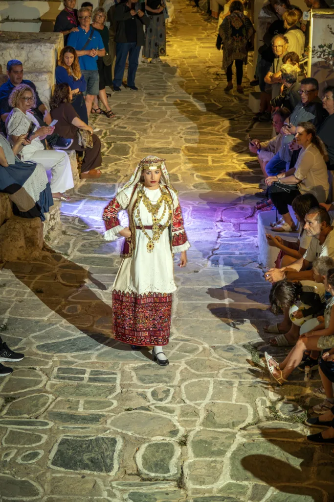 Εσωτερική εικόνα άρθρου