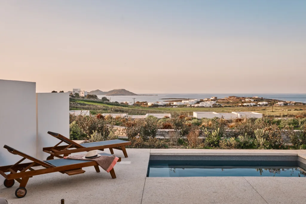 OVEA Paros: Luxury escape στην καρδιά του νησιού