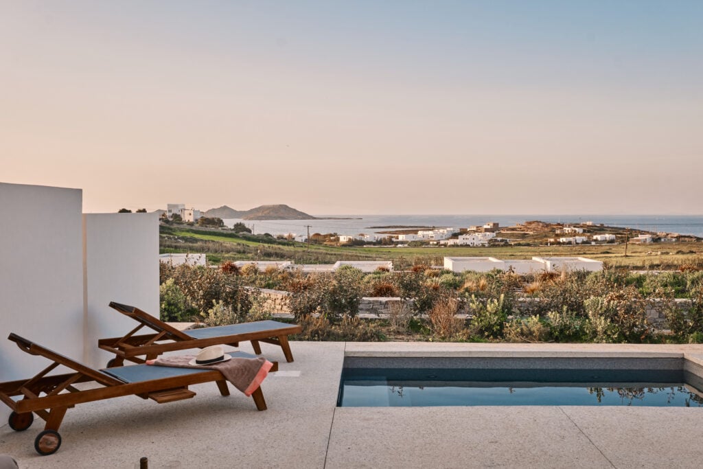 OVEA Paros: Luxury escape στην καρδιά του νησιού
