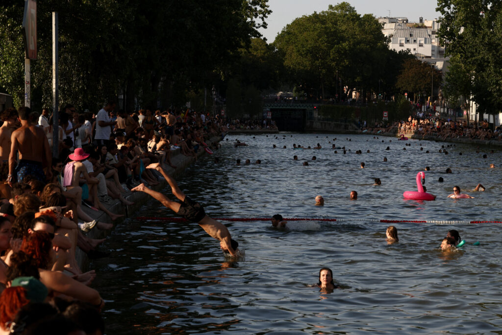 Γαλλία: Ρεκόρ πνιγμών εν μέσω ακραίου καύσωνα – Πάνω από 90 νεκροί σε δύο εβδομάδες – Χάος στα