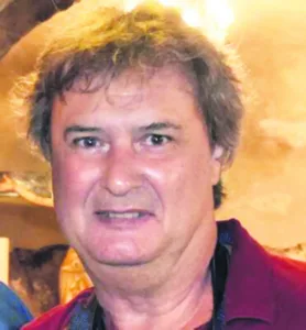 Ο συγγραφέας Γιάννης Γρηγοράκος