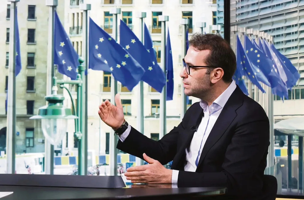 Stratfor: Η Ισπανία «σπάει» το ταμπού της Ε.Ε.