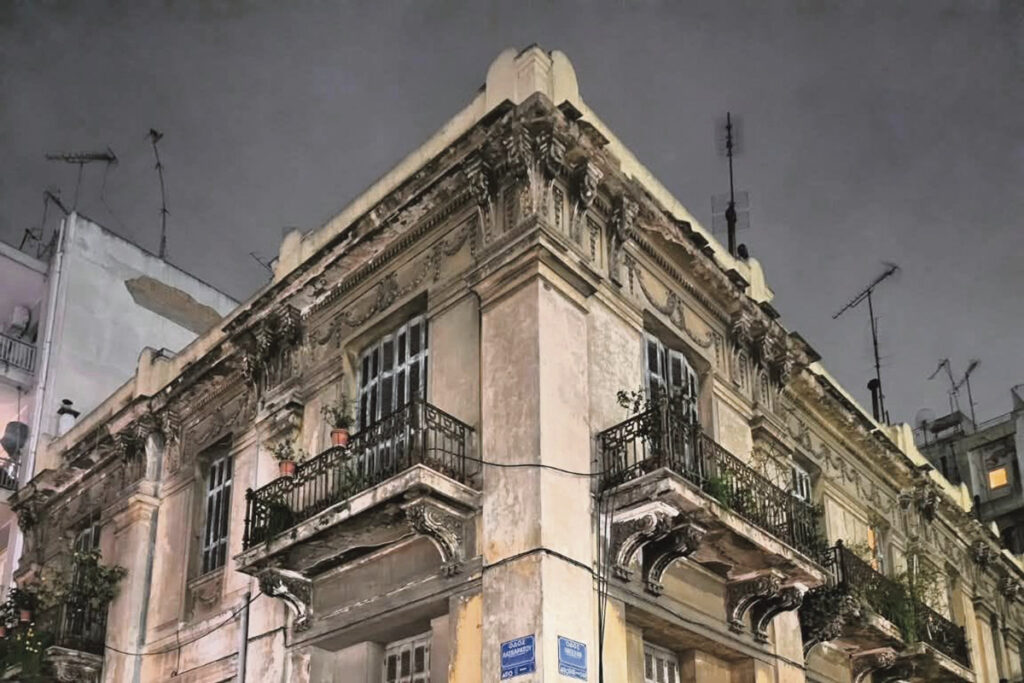 Ιστορίες πολυκατοικιών, η ιστορία μιας χώρας