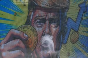 Αποκάλυψη Reuters: Ο Τραμπ έβγαλε δισεκατομμύρια από τα κρυπτονομίσματα, αλλά επένδυσε τα κέρδη του σε μετοχές και ομόλογα