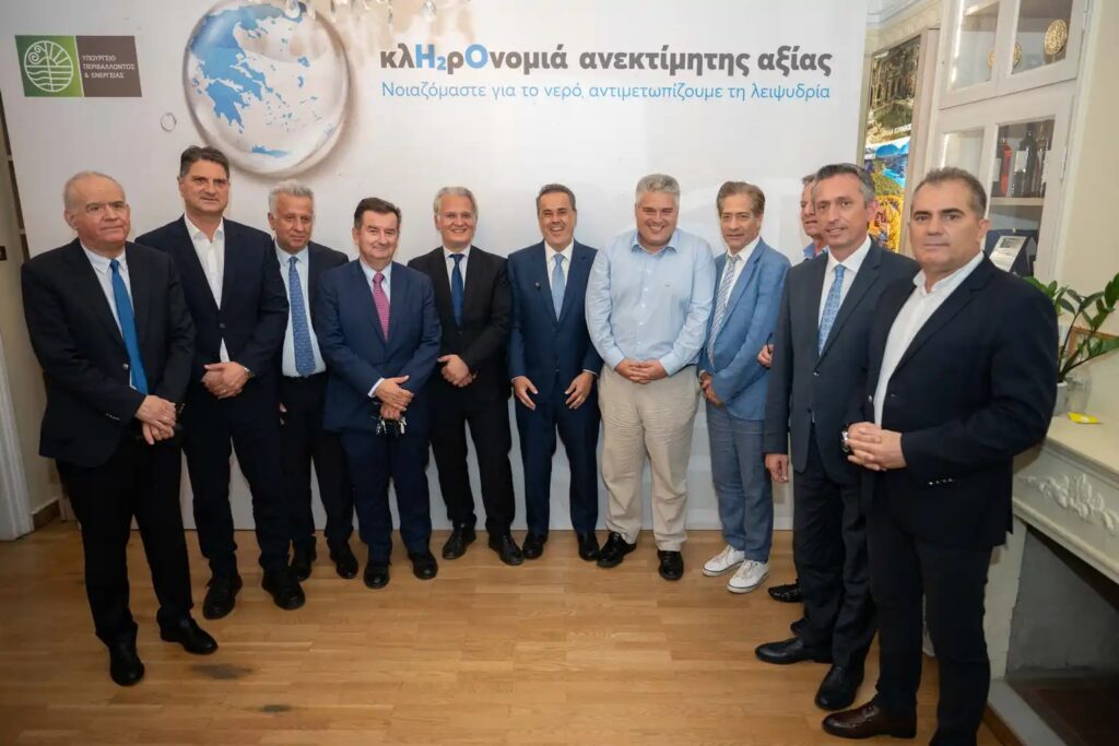Παπασταύρου: «Η απρόσκοπτη, προσιτή, ασφαλής πρόσβαση κάθε Έλληνα πολίτη στο νερό είναι αδιαπραγμάτ