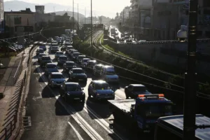 Κίνηση τώρα: Στο «κόκκινο» Κηφισός, Κηφισίας και Αττική Οδός – Πού υπάρχουν μεγάλες καθυστερήσεις