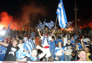 Euro 2004: 22 χρόνια από το «Σήκωσε το, το τιμημένο, δεν μπορώ, δεν μπορώ να περιμένω»