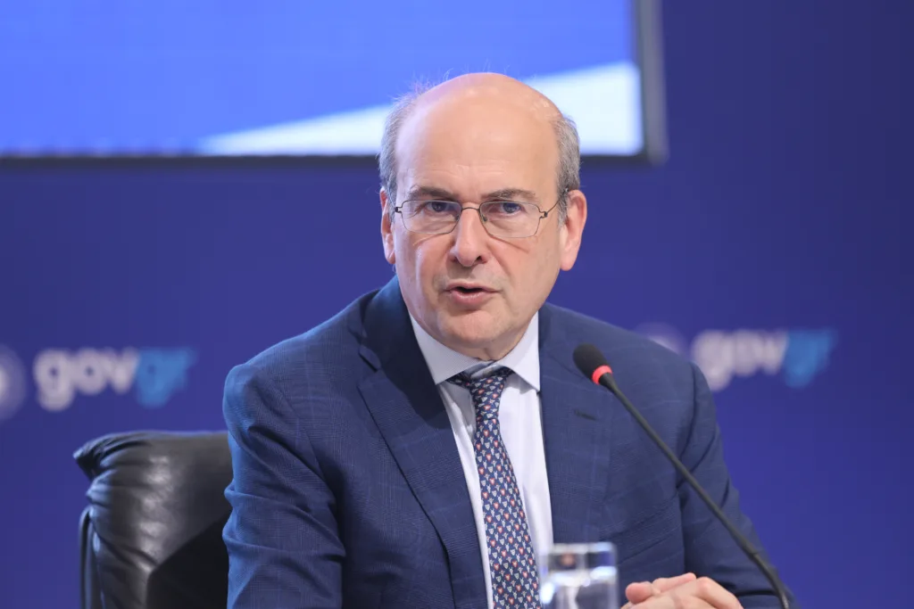 Χατζηδάκης: Επενδύσεις 5,4 δισ. ευρώ και πάνω από 11.000 νέες θέσεις εργασίας στη Δυτική Μακεδονία