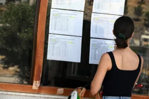 Βάσεις 2026: Οι 20 σχολές με τα περισσότερα μόρια – Δείτε τη λίστα