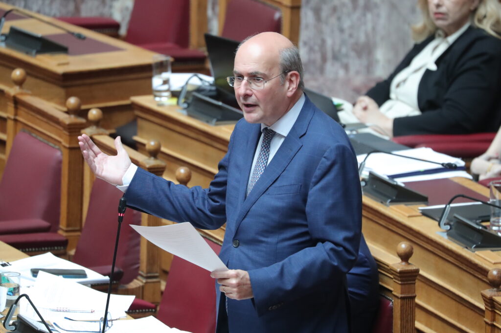 Χατζηδάκης: «Όχι σε δημαγωγία και λαϊκισμό» – Το σχέδιο με 8 στόχους για την Ελλάδα του 2030