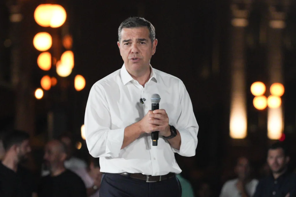 Αλέξης Τσίπρας: Παρουσιάζει την πρόταση της ΕΛ.Α.Σ. για την Αυτοδιοίκηση
