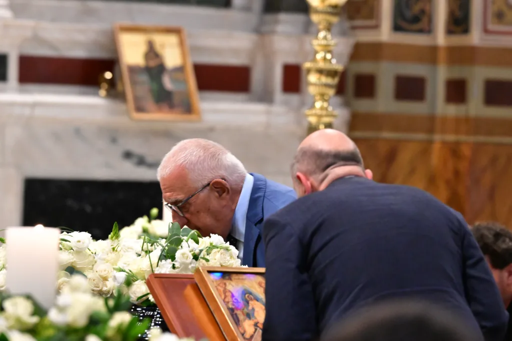 Εσωτερική εικόνα άρθρου