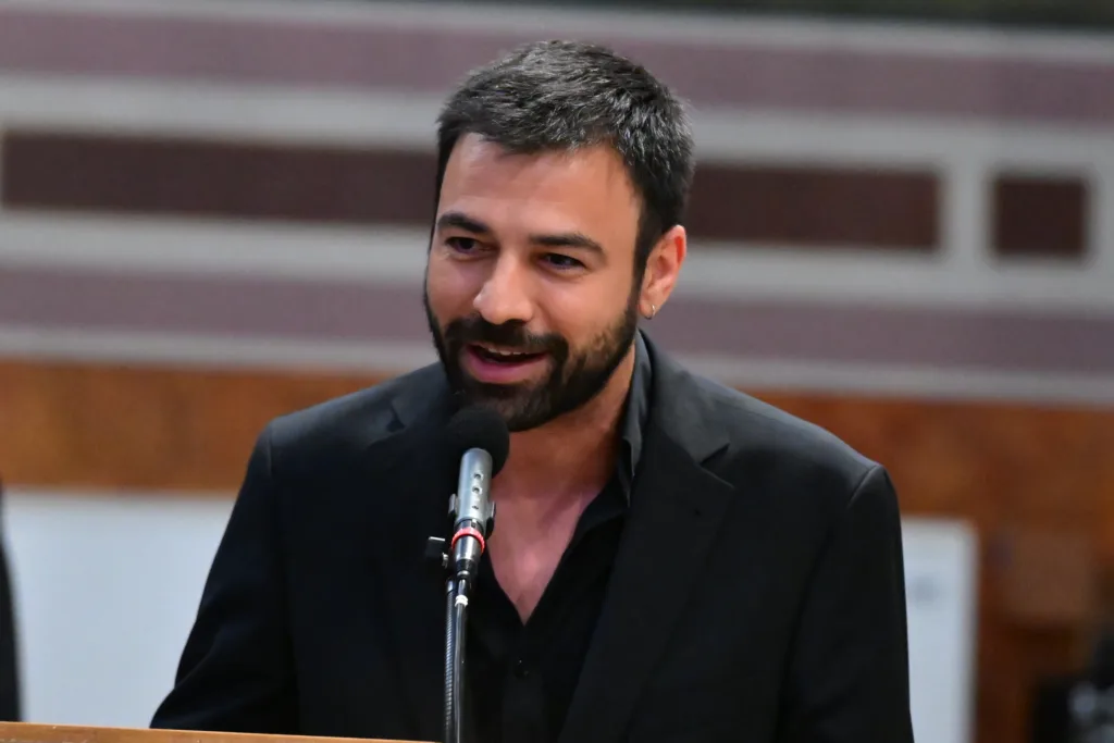 Εσωτερική εικόνα άρθρου
