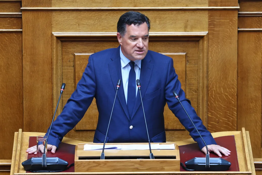 Άμεση παρέμβαση Γεωργιάδη για τον 87χρονο στο Ιπποκράτειο – «Δεν έχουν θέση τέτοιες συμπεριφορές στο