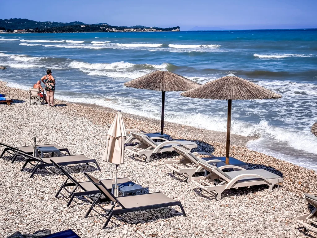 Καιρός: Ισχυροί βοριάδες έως 9 μποφόρ και ζέστη – Πού χρειάζεται προσοχή